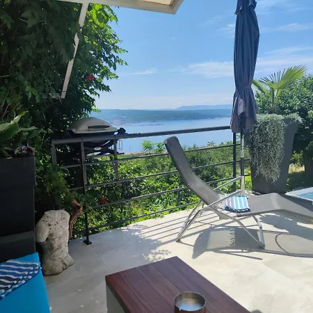 Art Gallery House With A Small Relaxing Pool Holiday home *