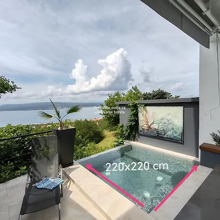 Holiday home Art Gallery House With A Small Relaxing Pool *