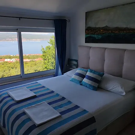 Art Gallery House With A Small Relaxing Pool Feriehus Crikvenica